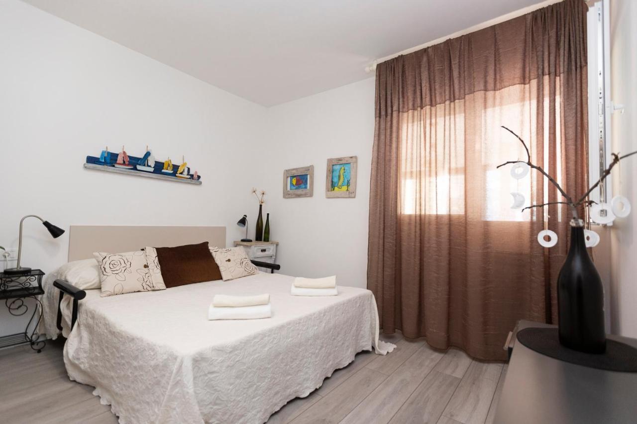 Beautiful With Garden And Terrace Appartement Split