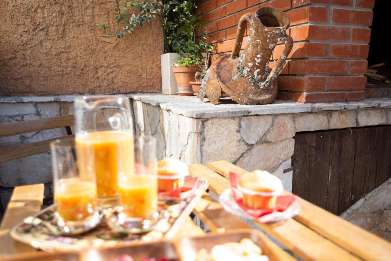 Beautiful With Garden And Terrace