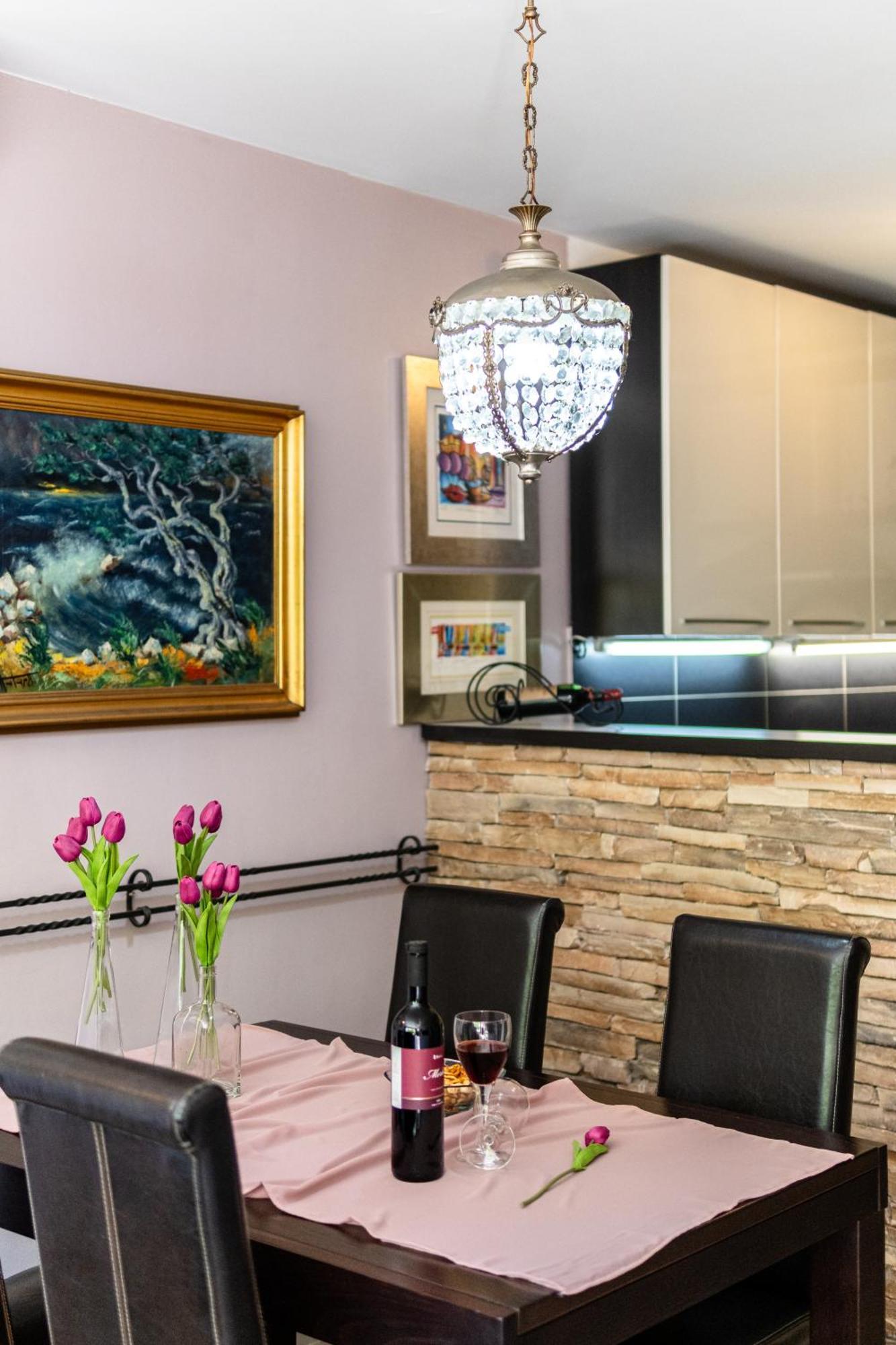 Appartement Beautiful With Garden And Terrace *