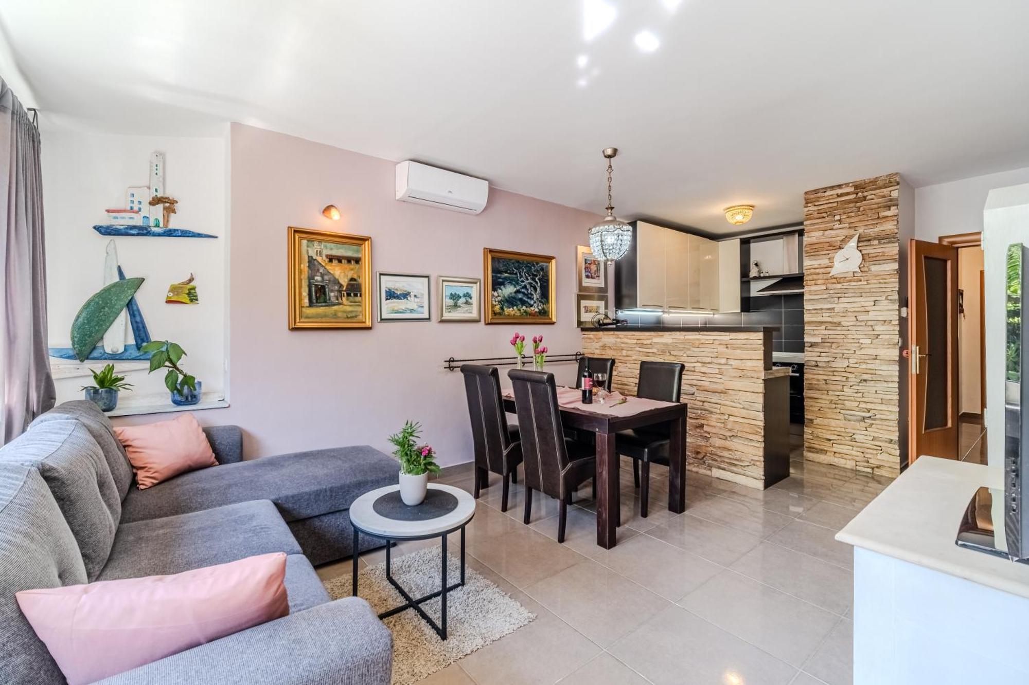 Beautiful With Garden And Terrace Appartement