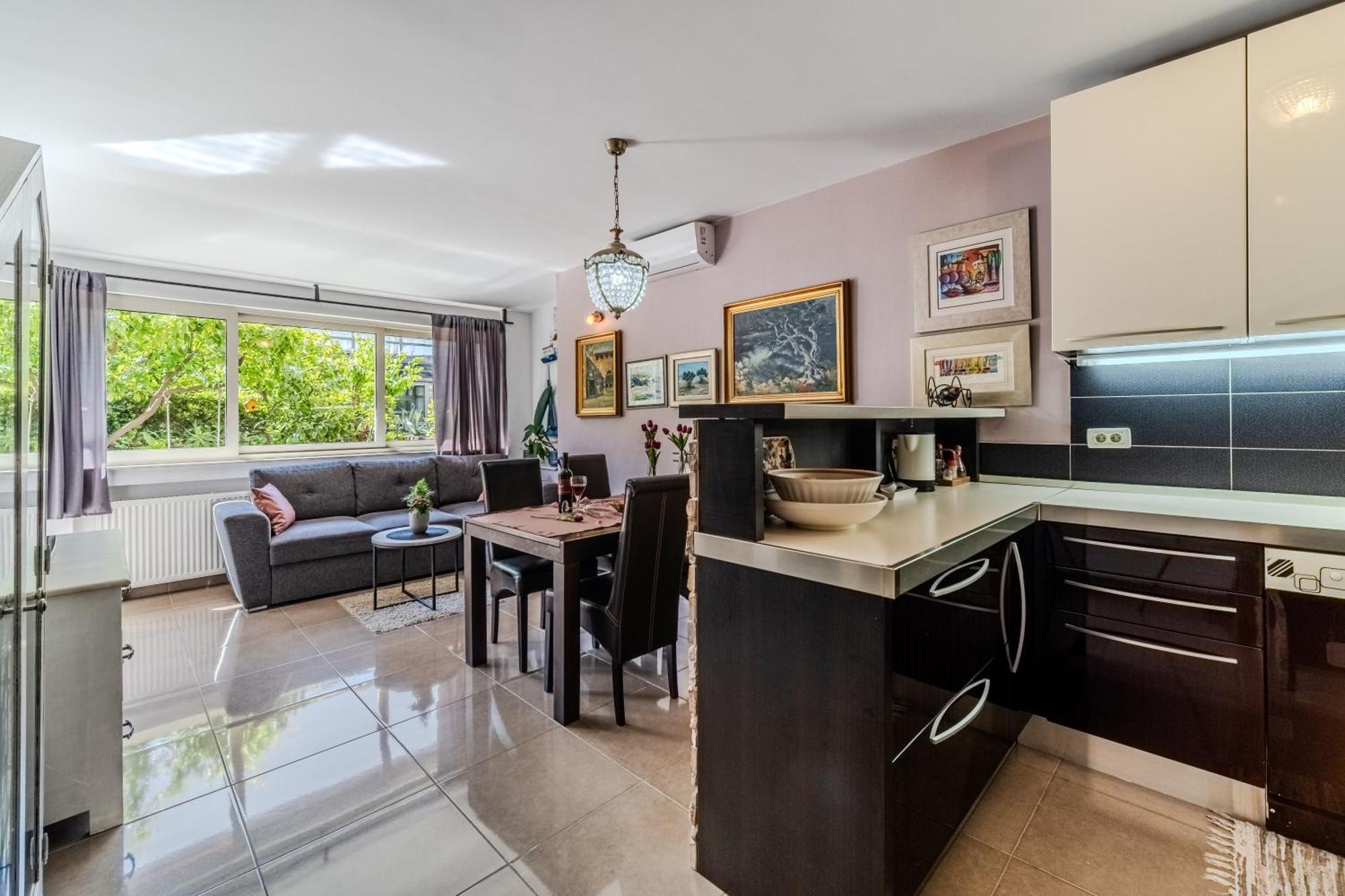 Appartement Beautiful With Garden And Terrace *